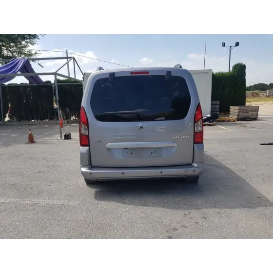 PEUGEOT PARTNER TEPEE '2016 STYLE GRIS OSCURO