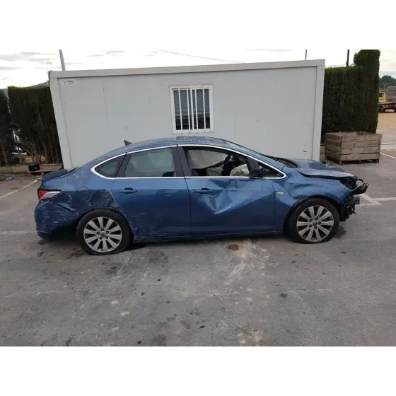 OPEL ASTRA J LIM. 4TÜRIG '2015 BUSINESS AZUL