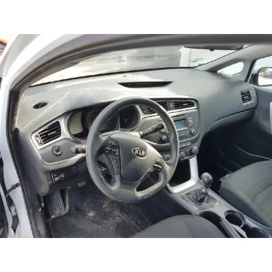 KIA CEE'D '2017 TECH BLANCO