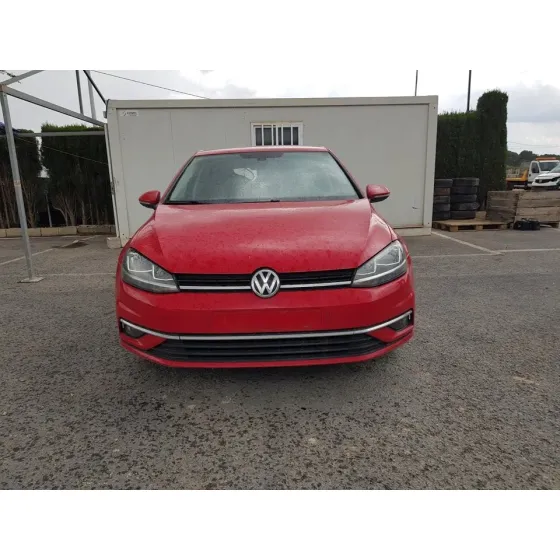 VOLKSWAGEN GOLF VII SPORTSVAN '2017 ADVANCE BLUEMOTION TECH ROJO