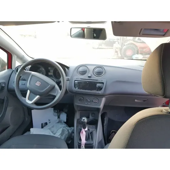 SEAT IBIZA (6J5) '2011 EMOCION ROJO