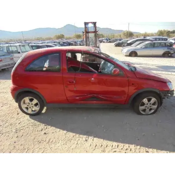 OPEL CORSA C '2004 BLUE LINE ROJO