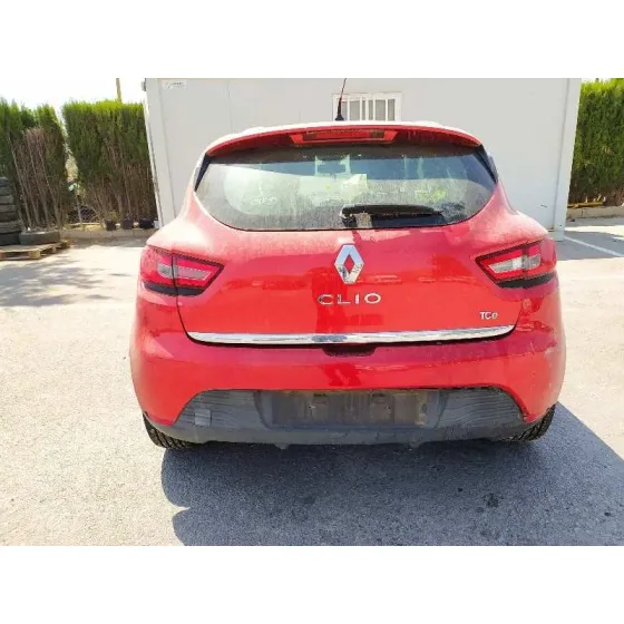 RENAULT CLIO IV '2013 LIMITED ROJO