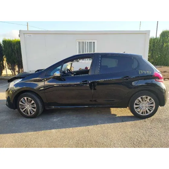 PEUGEOT 208 '2019 ALLURE NEGRO