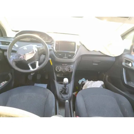 PEUGEOT 208 '2019 ALLURE NEGRO