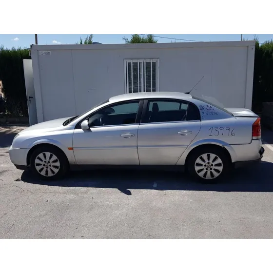 OPEL VECTRA C BERLINA '2002 COMFORT GRIS