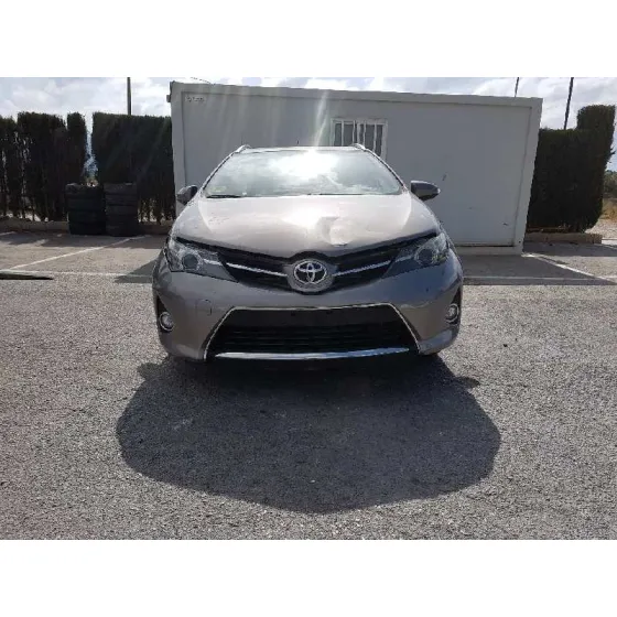 TOYOTA AURIS TOURING SPORTS (E18) '2014 LIVE GRIS