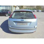 FORD FOCUS BERLINA (CAP) FORD FOCUS BERLINA (CAP) '2005 AMBIENTE (D) GRIS AZULADO 2006