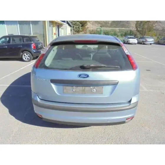 FORD FOCUS BERLINA (CAP) '2005 AMBIENTE (D) GRIS AZULADO