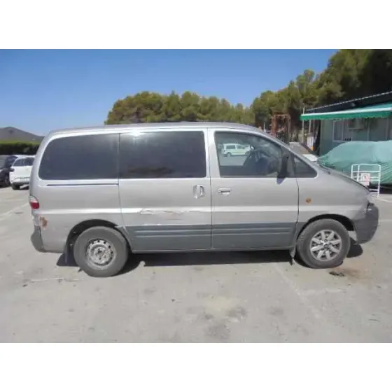 HYUNDAI H 1 '2007 H 1 COMBI CON PUERTA DE DOS BEIG