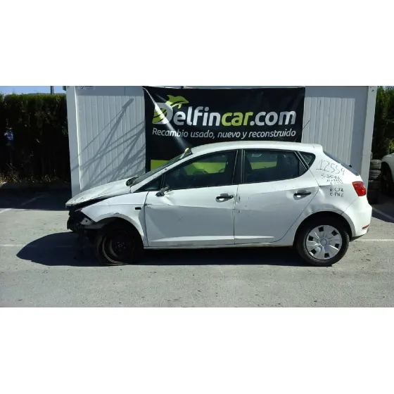 SEAT IBIZA (6P1) '2015 REFERENCE BLANCO