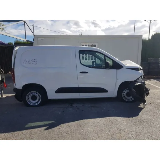 CITROEN BERLINGO FURGON '2022 VAN TALLA M BLUE HADI 100 S&S BLANCO