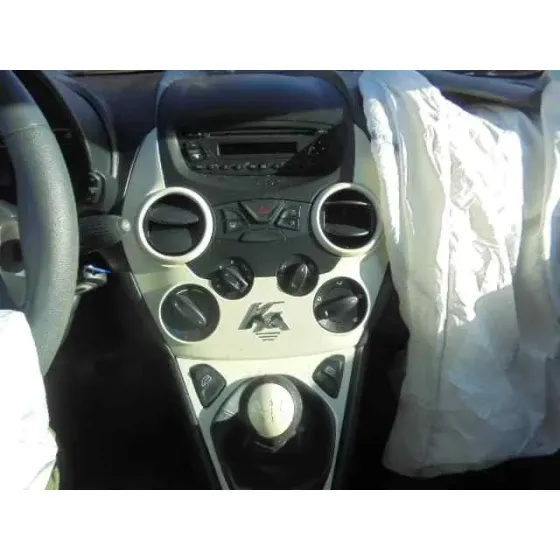 FORD KA (CCU) '2013 TITANIUM ROJO