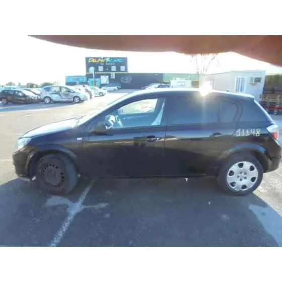 OPEL ASTRA H BERLINA '2005 COSMO NEGRO
