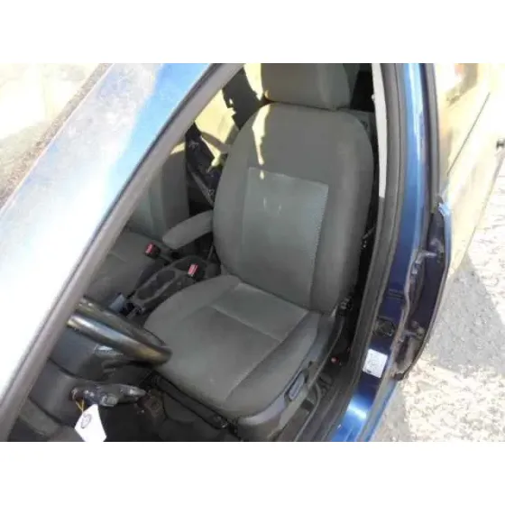 FORD FOCUS C-MAX (CAP) '2006 AMBIENTE (D) AZUL