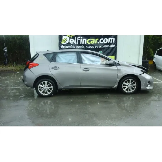 TOYOTA AURIS '2013 ACTIVE GRIS