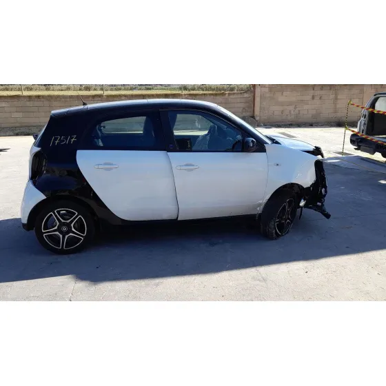 Smart FORFOUR HATCHBACK (453) 2017