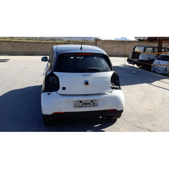 Smart FORFOUR HATCHBACK (453) 2017