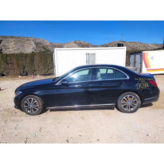 MERCEDES CLASE C (W205) LIM. '2014 C 220 BLUETEC NEGRO