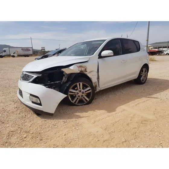 KIA CEE'D '2011 ACTIVE BLANCO