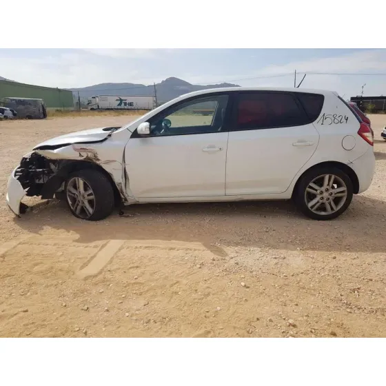 KIA CEE'D '2011 ACTIVE BLANCO