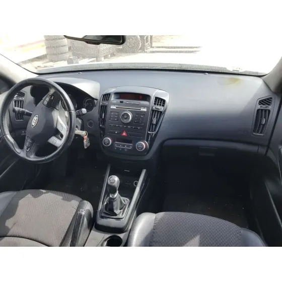 KIA CEE'D '2011 ACTIVE BLANCO