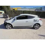 RENAULT MEGANE III COUPE RENAULT MEGANE III COUPE '2009 DYNAMIQUE BLANCO 2008