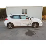 TOYOTA AURIS '2015 ACTIVE BLANCO