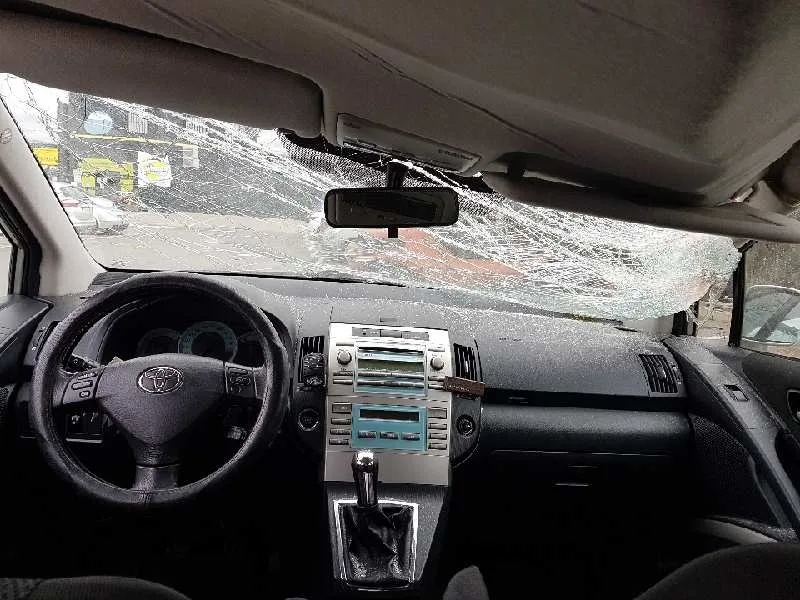 TOYOTA COROLLA VERSO (R1) '2008 2.2 D-4D LUNA GRIS CLARO