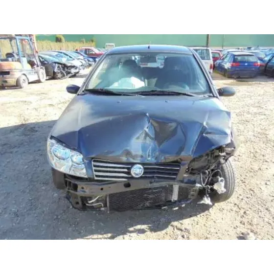 FIAT PUNTO BERLINA (188) '2005 1.2 8V ACTIVE GRIS OSCURO