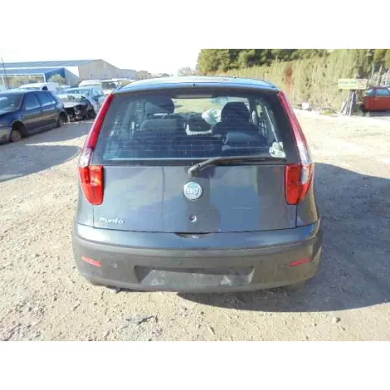 FIAT PUNTO BERLINA (188) '2005 1.2 8V ACTIVE GRIS OSCURO