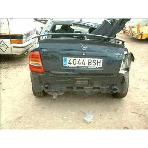 OPEL ASTRA G BERLINA '1998 2.0 DTI AZUL