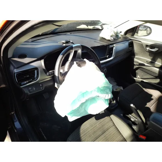 Kia STONIC (YB) 2018