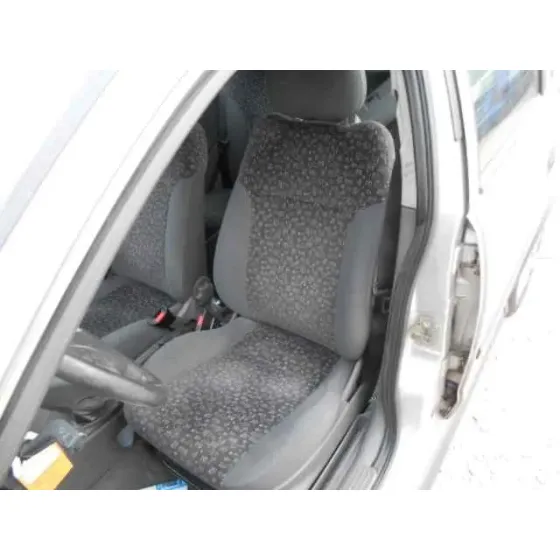 OPEL CORSA C '2001 1.4 16V GRIS