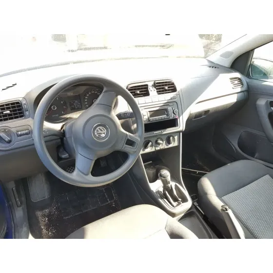 VOLKSWAGEN POLO (6R1) '2013 ADVANCE AZUL