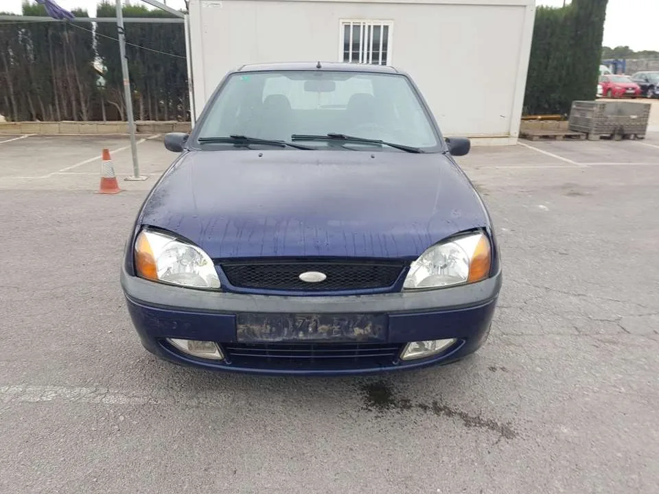FORD FIESTA BERLINA (DX) '2001 BASICO AZUL