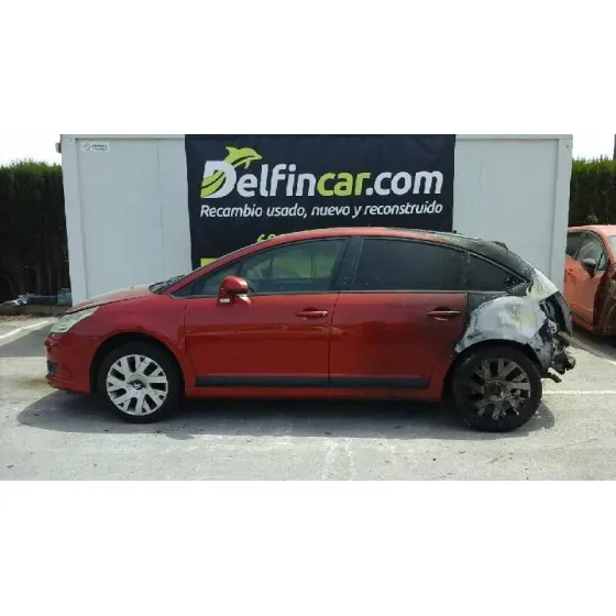 CITROEN C4 BERLINA '2005 VTR PLUS ROJO