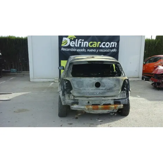 VOLKSWAGEN POLO (6C1) '2015 COMFORTLINE BLUEMOTION NEGRO