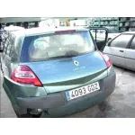 RENAULT MEGANE II BERLINA 5P RENAULT MEGANE II BERLINA 5P '2005 CONFORT AUTHENTIQUE VERDE 2005