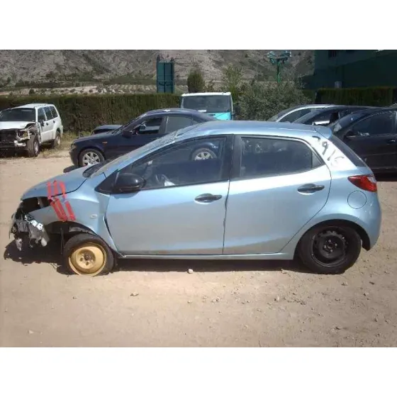 MAZDA 2 LIM. (DE) '2008 1.3 ACTIVE (5-PTAS.) (55KW) AZUL CLARO