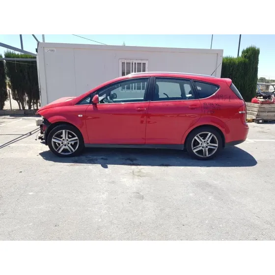 SEAT ALTEA XL (5P5) '2013 STYLANCE / STYLE ROJO