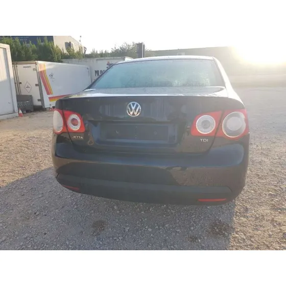 VOLKSWAGEN JETTA (1K2) '2008 ADVANCE NEGRO