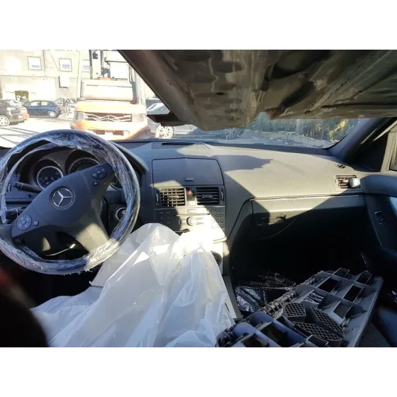 MERCEDES CLASE C (W204) FAMILIAR '2010 220 T CDI (204.208) VERDE