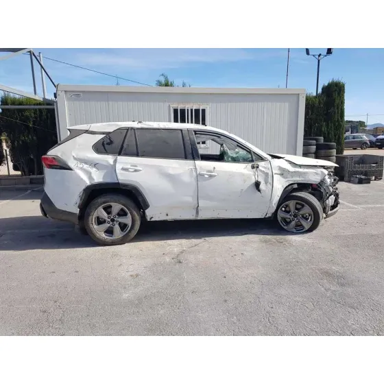 TOYOTA RAV4 '2021 HYBRID 4X2 ADVANCE BLANCO