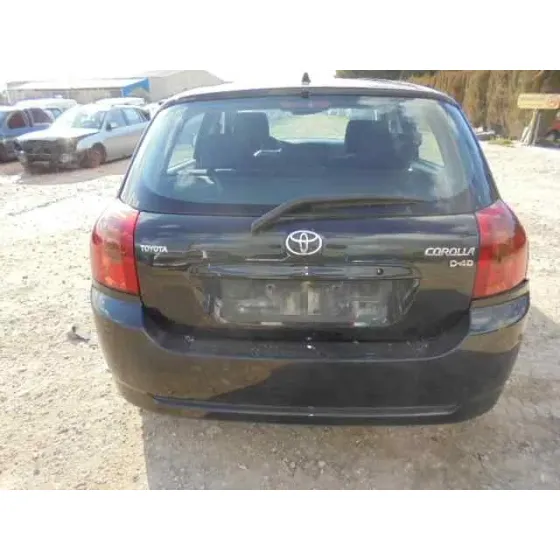 TOYOTA COROLLA (E12) '2005 1.4 D-4D LUNA COMPACT NEGRO