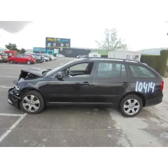 SKODA OCTAVIA COMBI (1Z5) '2009 AMBIENTE NEGRO