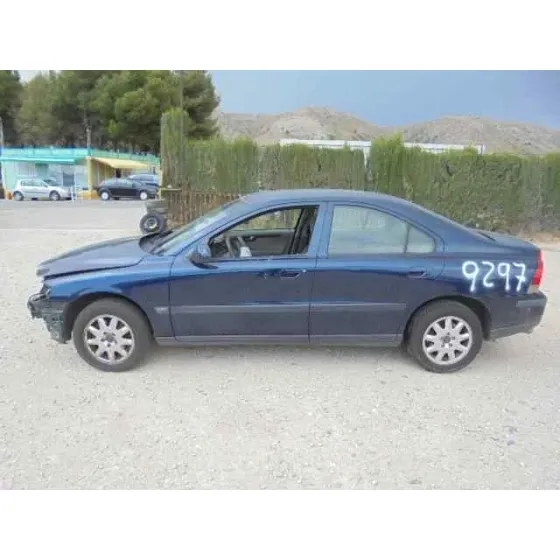 VOLVO S60 BERLINA '2001 2.4 (103KW) AZUL