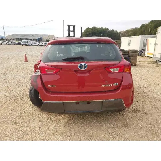 TOYOTA AURIS '2013 HYBRID ACTIVE ROJO