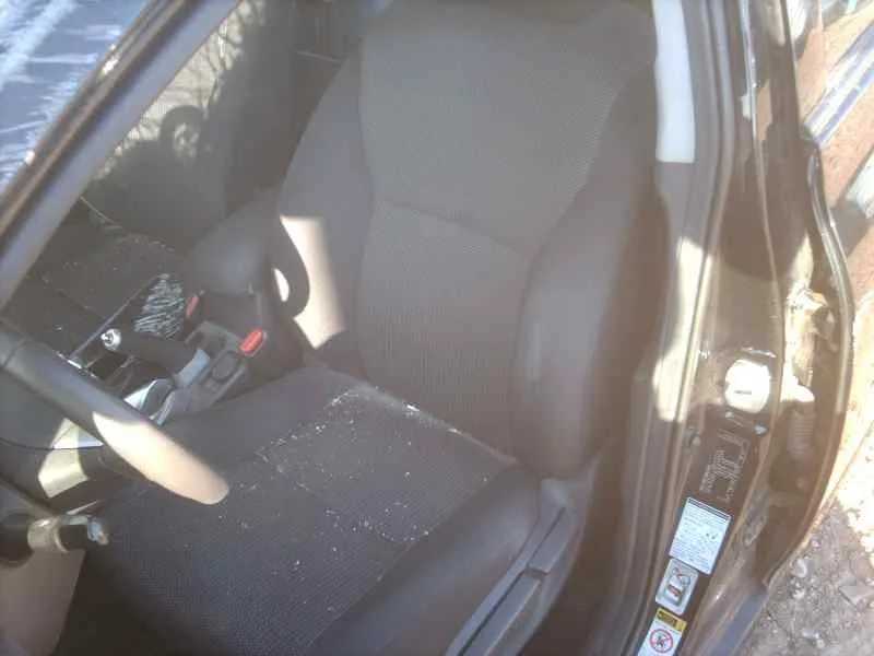 TOYOTA AURIS TOYOTA AURIS '2011 HYBRID ACTIVE NEGRO 2010