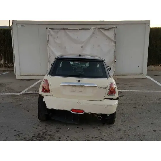 MINI MINI (R56) '2008 COOPER D BLANCO